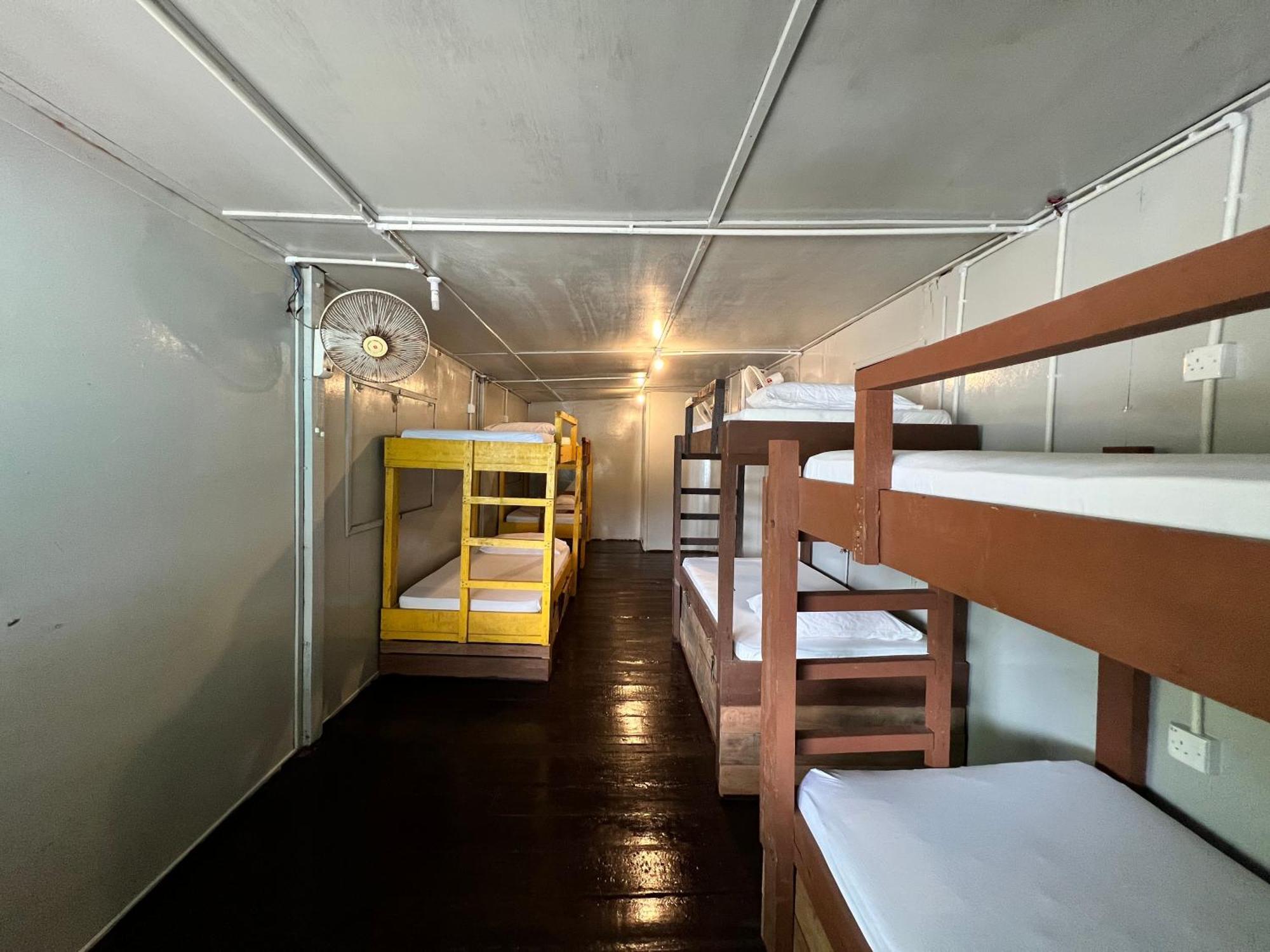 Ohlala Guesthouse Pulau Perhentian Bagian luar foto